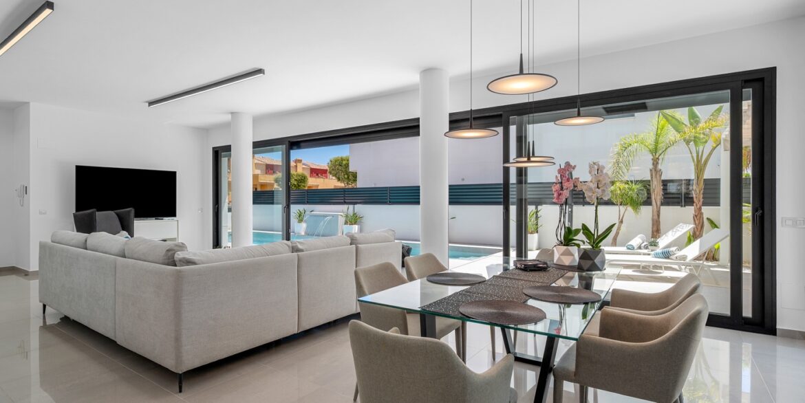 o_1j22kpn5mkfa1nrbr7318bs1nne3t