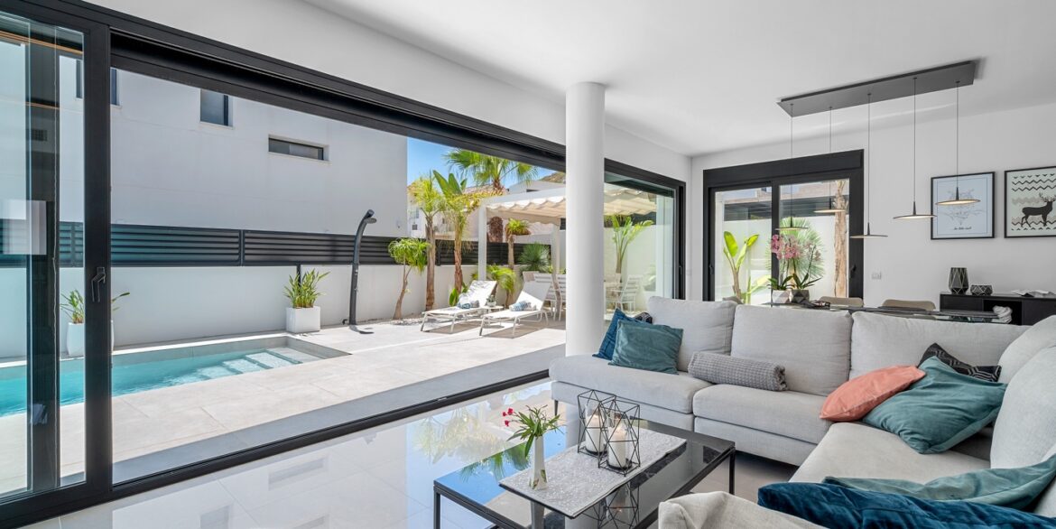 o_1j22kpn5mpd51882cmhq441mqf3r