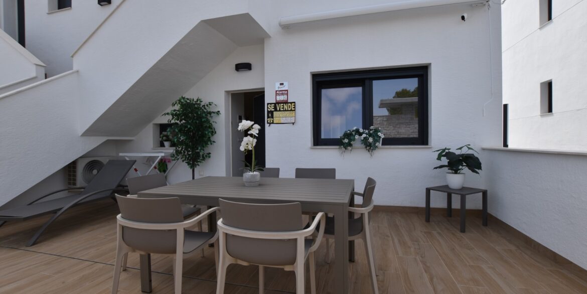 o_1j2cdqn4411aq3899sb48ev3l3r