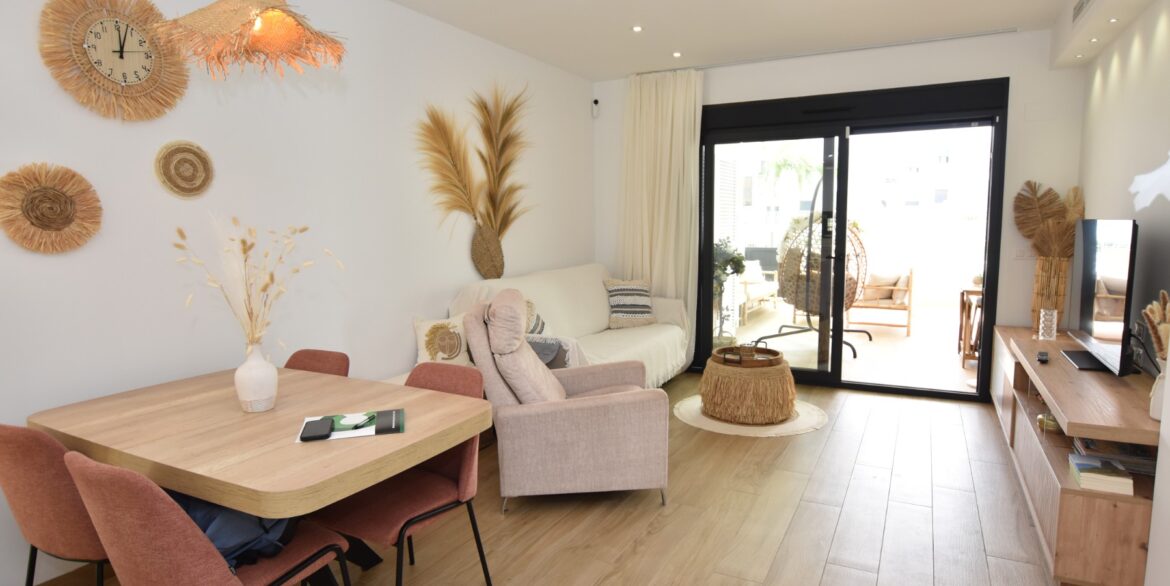 o_1j2cdqn441eh9k941q1k1ap6msq3f