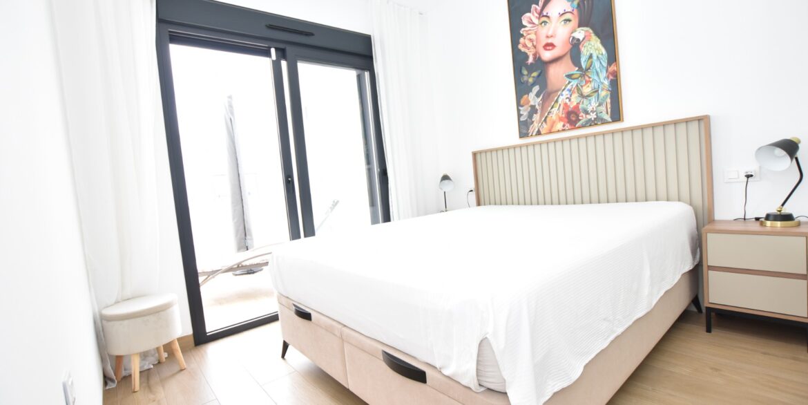 o_1j2cdqn441n70qop13r0k4a1e8s33