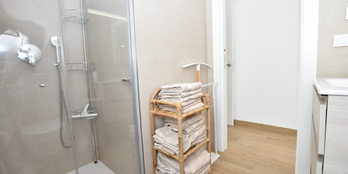 o_1j2cdqn44llfa9a3137n1iqn32