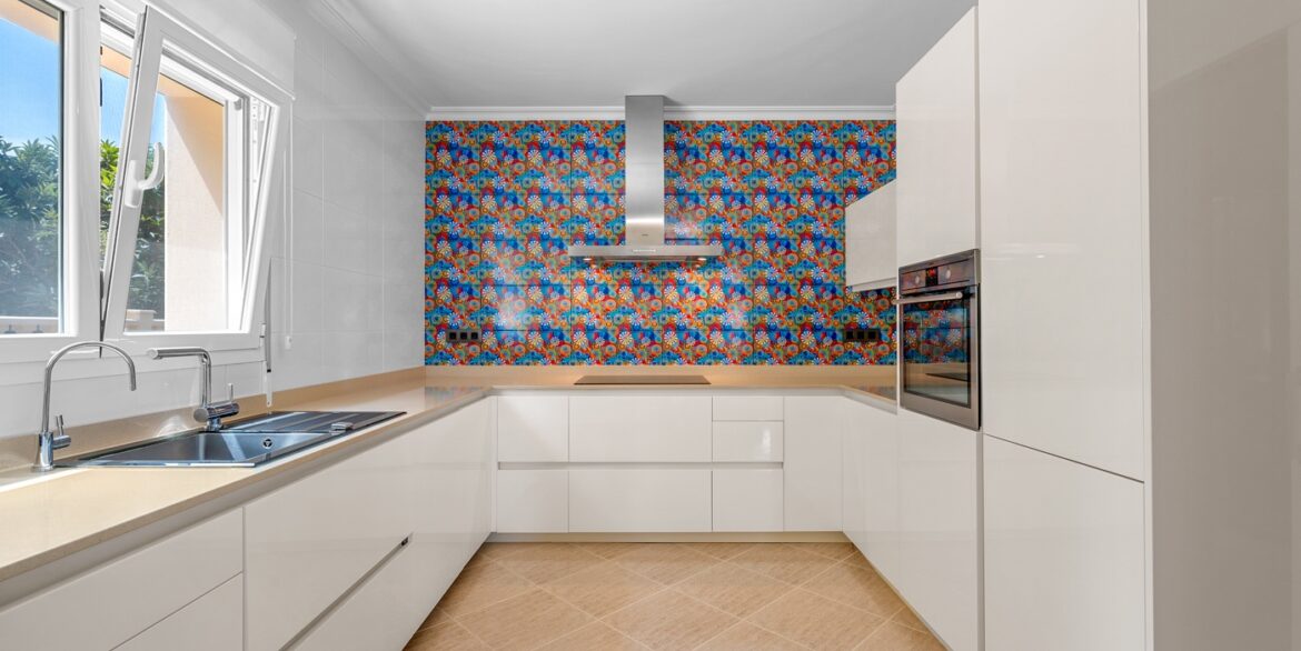 o_1j3dh8o8f1rtr1eug1uhu7obu4o3v