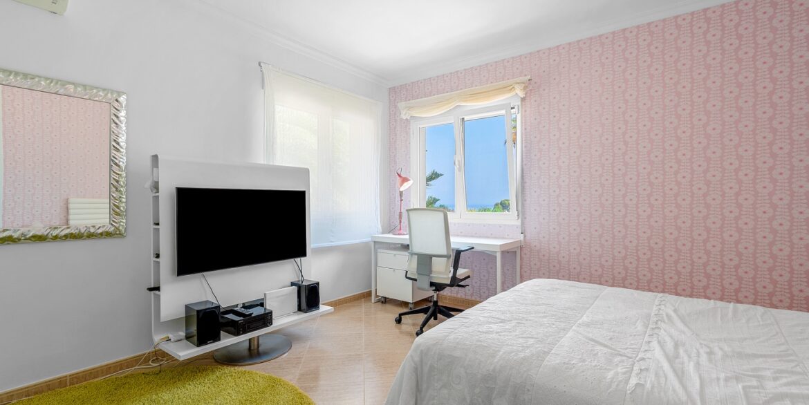 o_1j3dh8o8g1ojv6h26rgpg6ta257