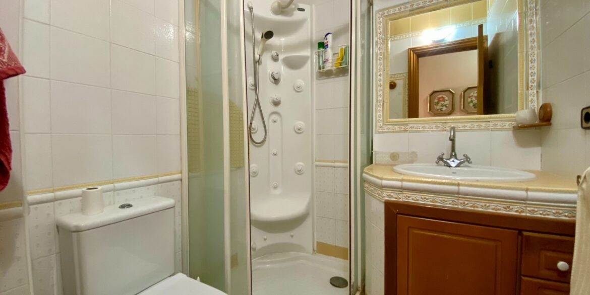 o_1j45c64j81bjicp7hdg4ff1g0e2u