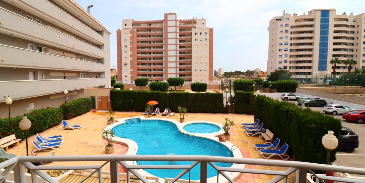 o_1j47k9rku1q8i1qq3vr1arlfaf1n