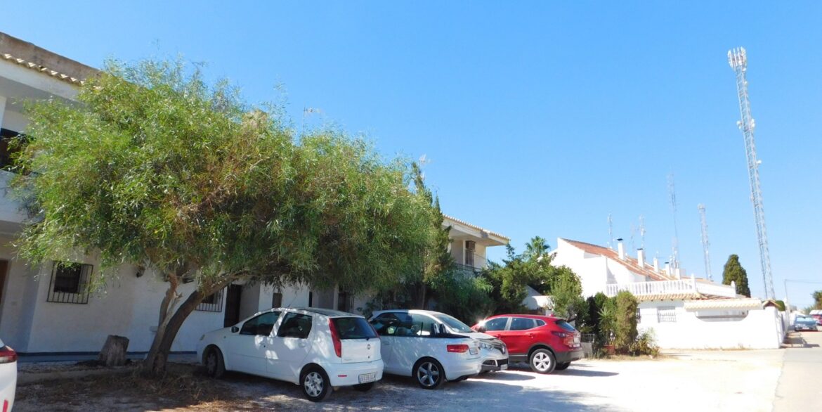 o_1j4a1s1ts17l0ppv1gk619j04d72k