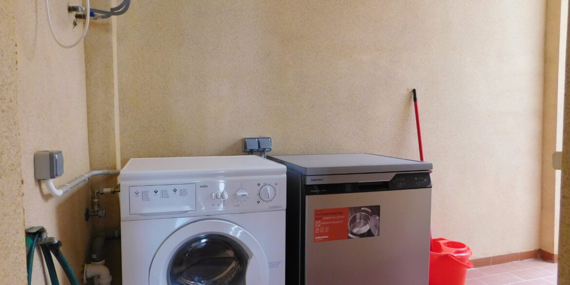 o_1j4kc2cv21k411oigch7i819km2i