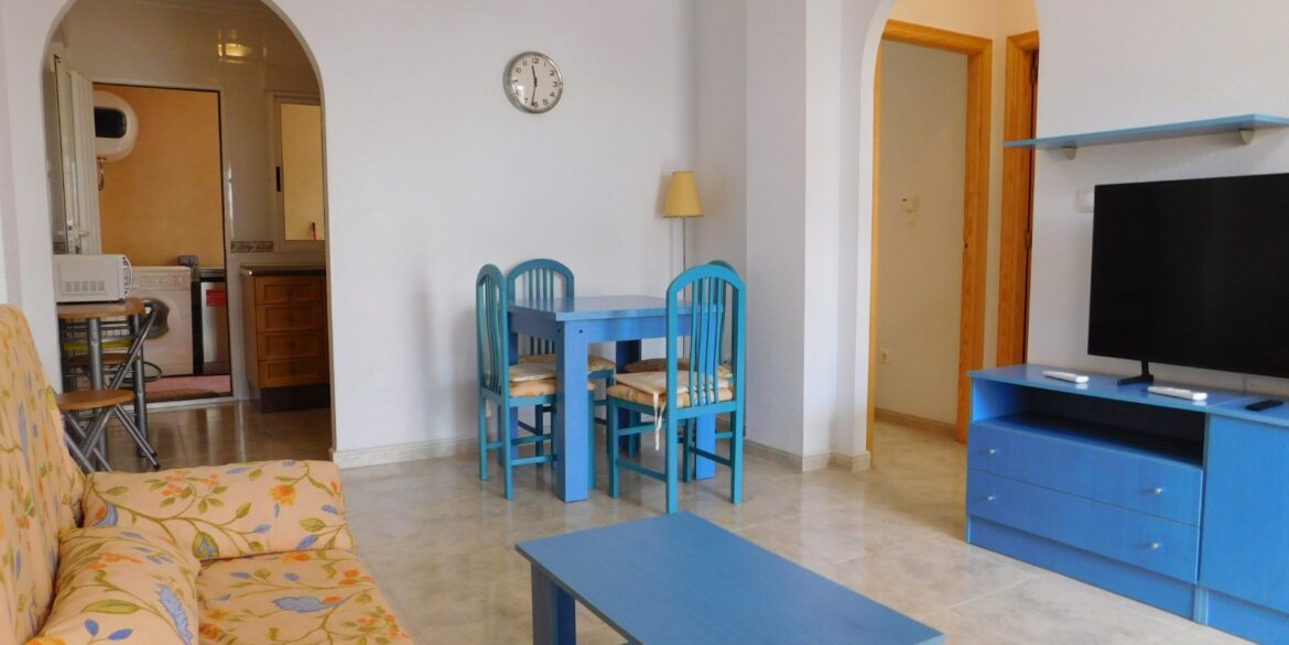 o_1j4kc2cv21l401tvf18j9avh1n7j29