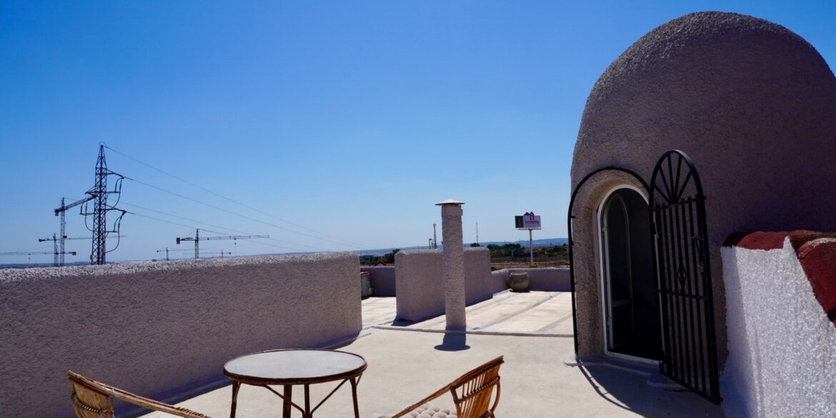 o_1j4sg9usp12jpfb515djcn21lht68