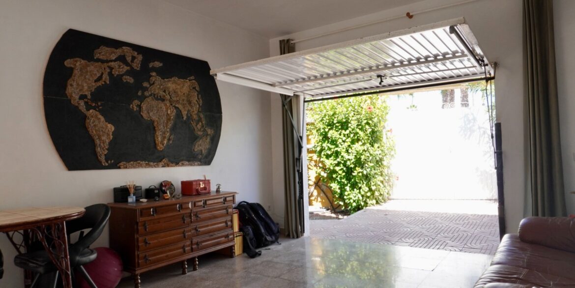 o_1j4sg9usp1dmsuv424f149p1c374s