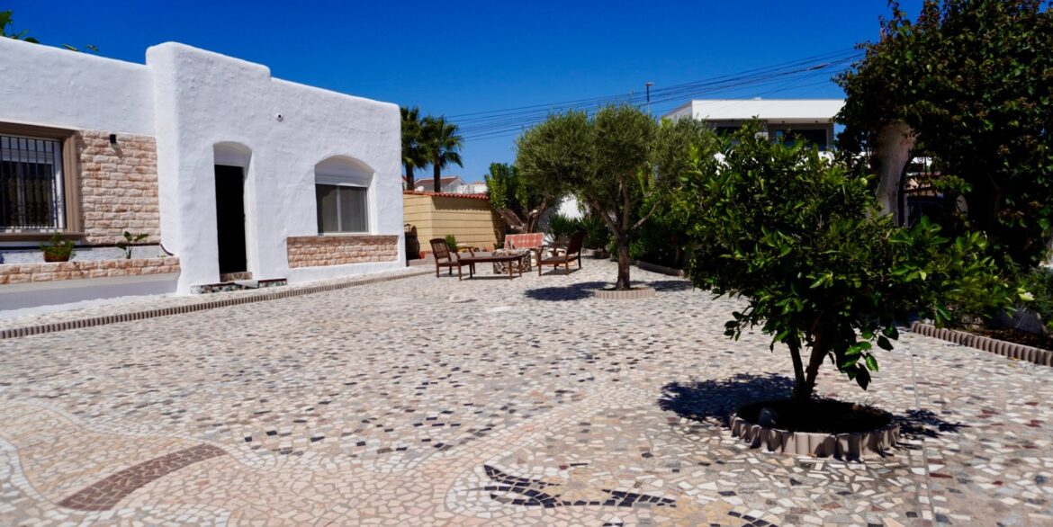 o_1j4sg9usp1qbv8m715gu1mji1u4s4f