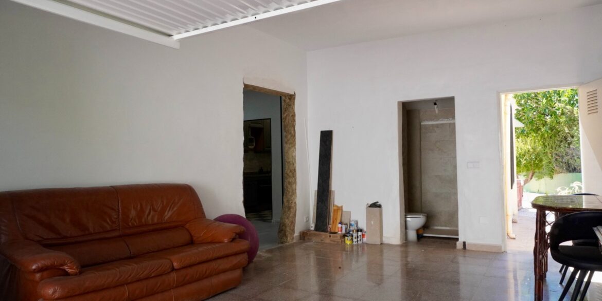 o_1j4sg9usp35m582198lf8h17kb4q