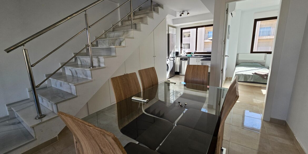 o_1j4ui5qda1mj41c8d1dj3eeflm020