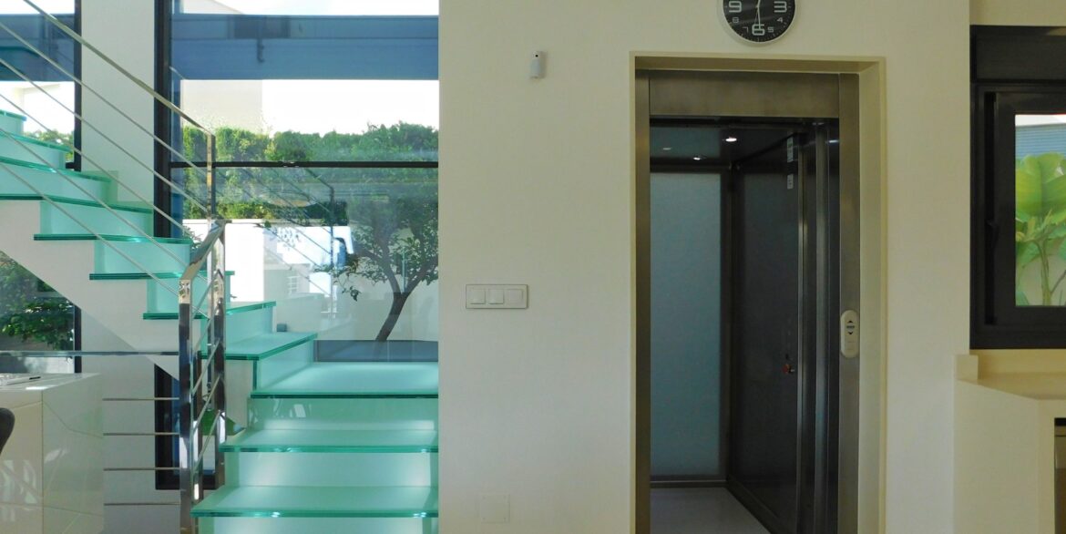 o_1j59cjub3f3gc08ebsa3m1viv3m