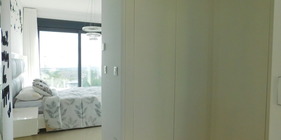 o_1j59cjub41isgnn6i968gs12l74a