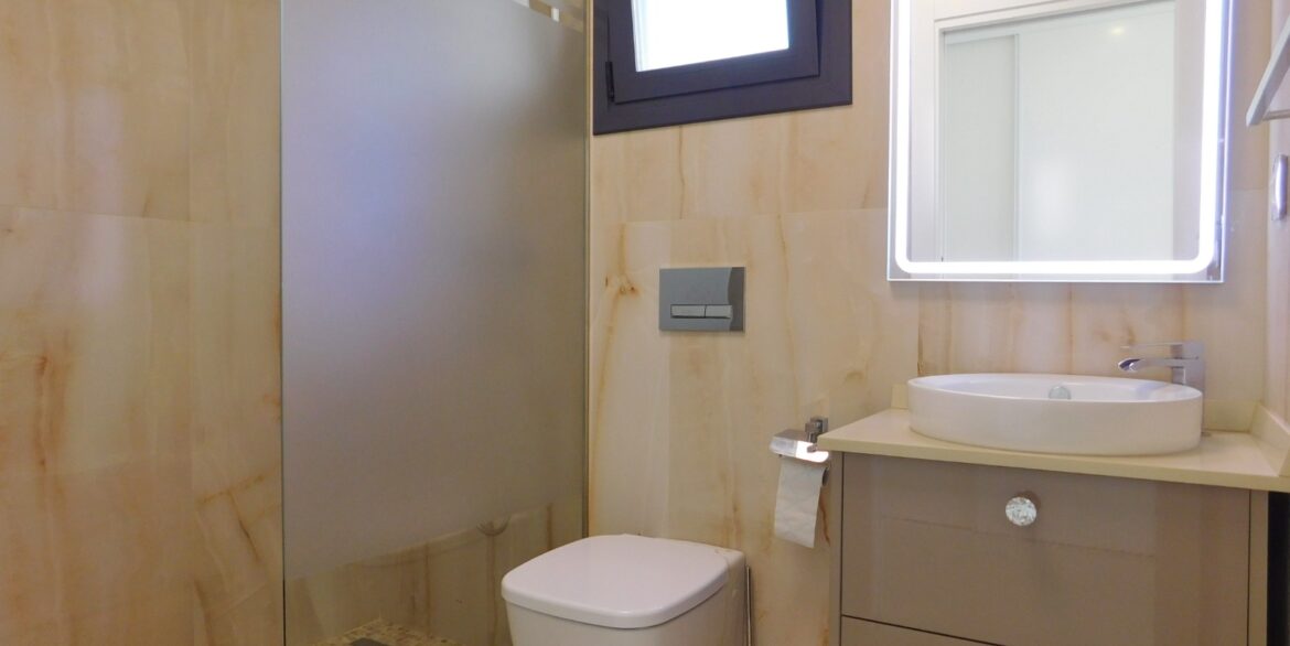 o_1j59cjub4d5j1g4r19005a8fn44g