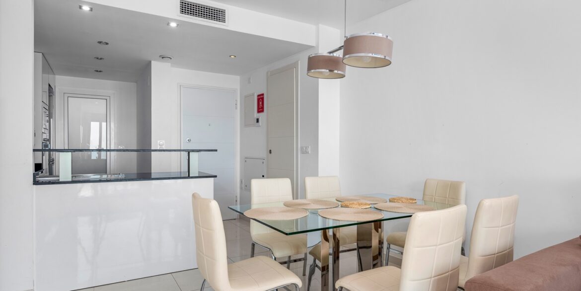 o_1j6aqlghg12i810ur1sm3s5611bu3j