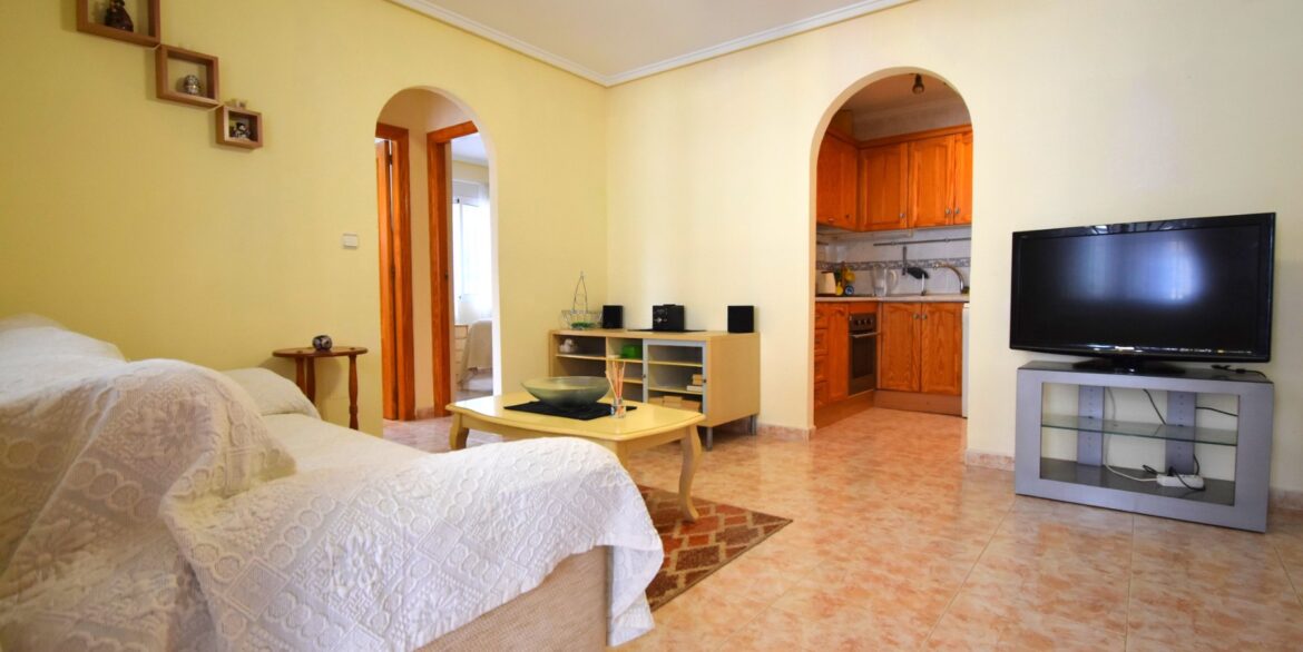 o_1j6cphl9ab16ua4vmk1h3m5mt1r