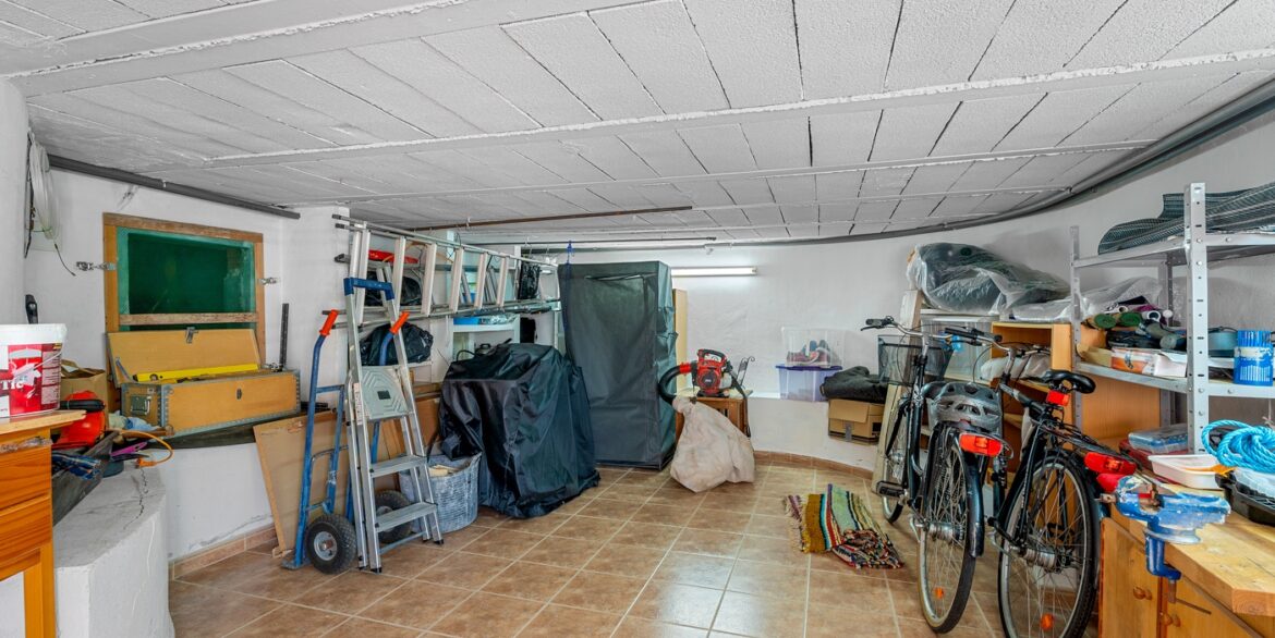 o_1j6ddk1e01m5d10rnao51h5jiqa3g