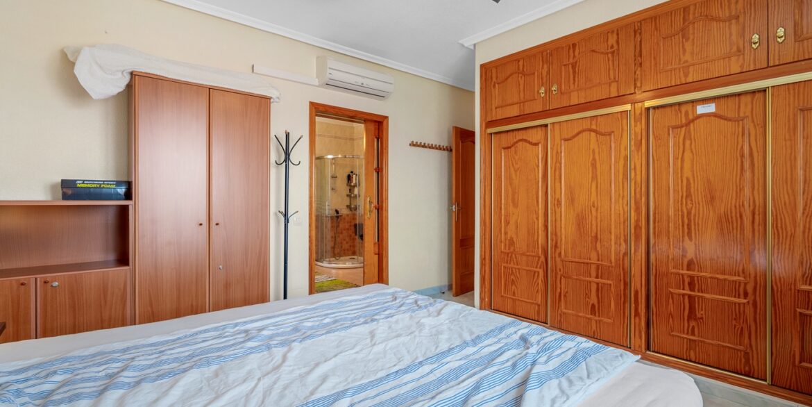 o_1j6ddk1e020i1qlmebod2j3ro4b