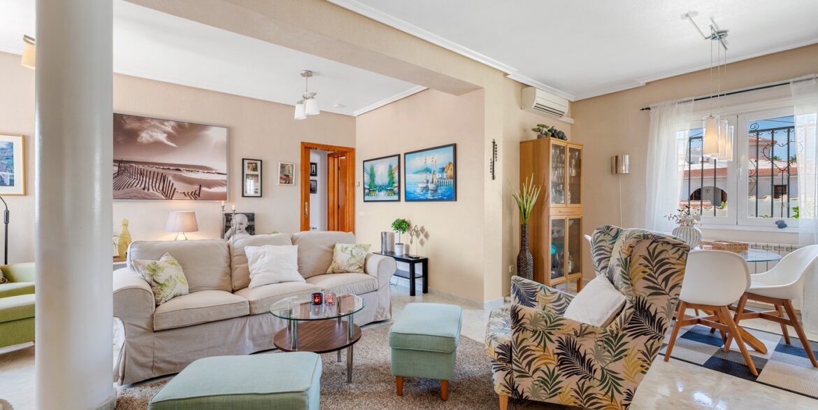 o_1j6ddk1e0qri7841rurh7i1q9545