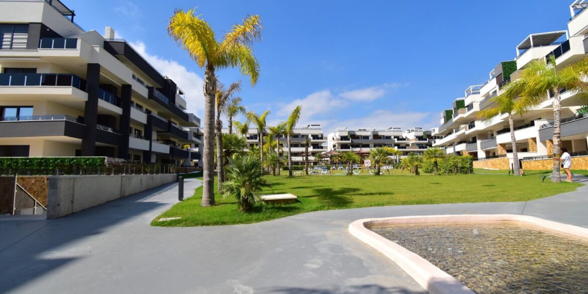 o_1j6vjac6mf90to525vkd18ub2p