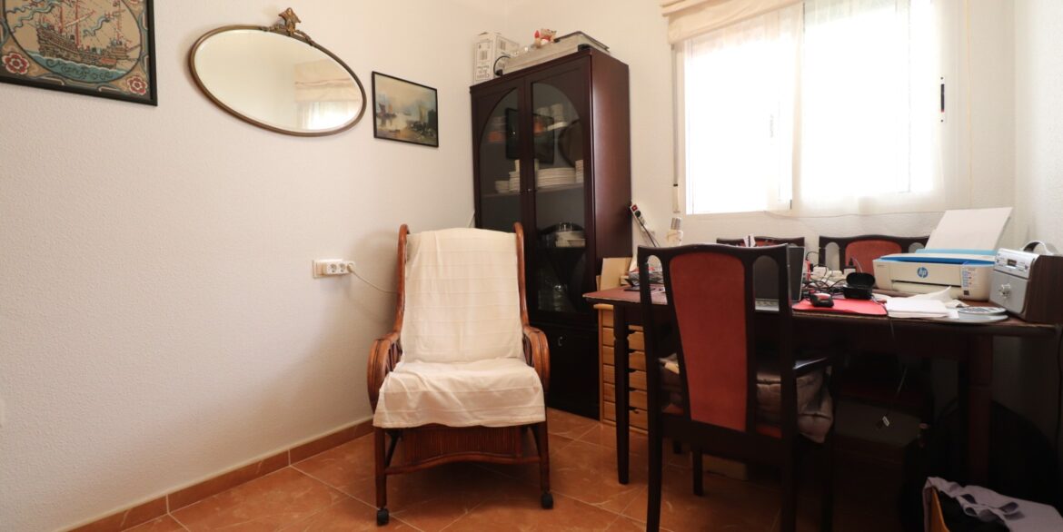 o_1j71t7r2tl2915nv13jp1s09pb627