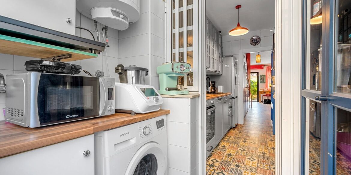 o_1j7f0aeh617uh16uf146v1j4auet29