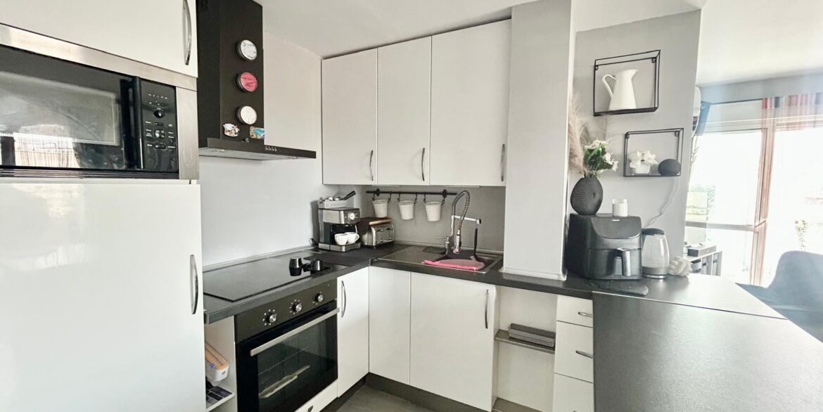 o_1j7je7o531hqo1iju13921pakfv341