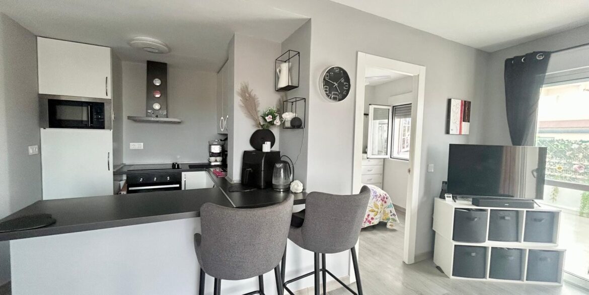 o_1j7je7o538f71dio1skq1ut3149v3g