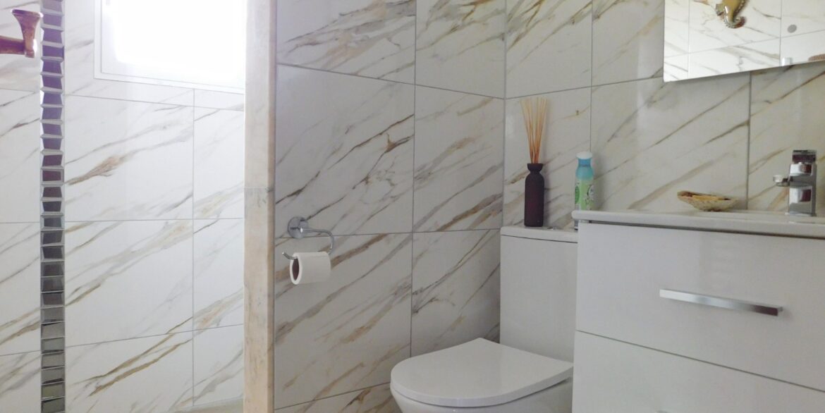 o_1j80f55ga1m8m911185q1k328kl39