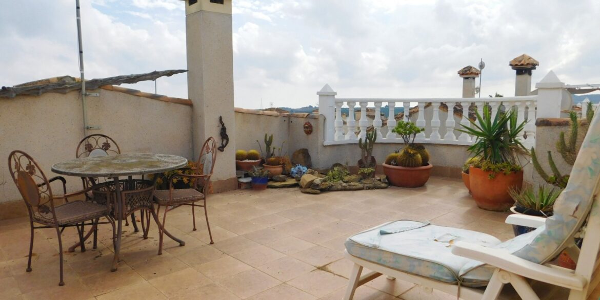 o_1j80f55gagb01e575ps1b1codg3u