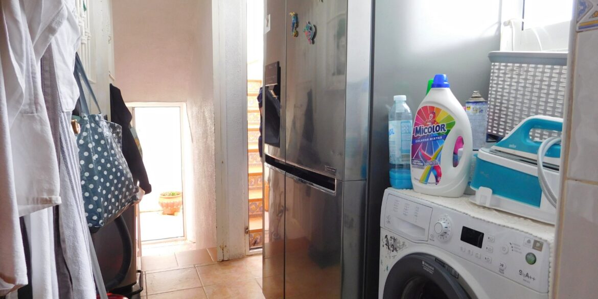 o_1j80f55gage5j7g1344160919o036