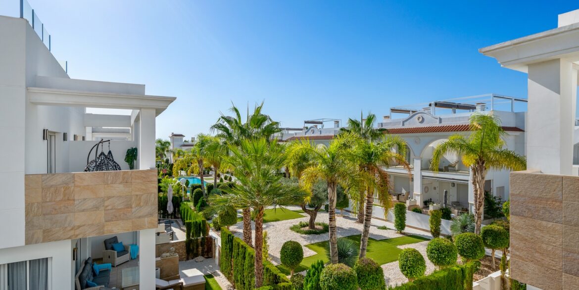 o_1j80l3seq143e1b0i1imf1ilo1io93d