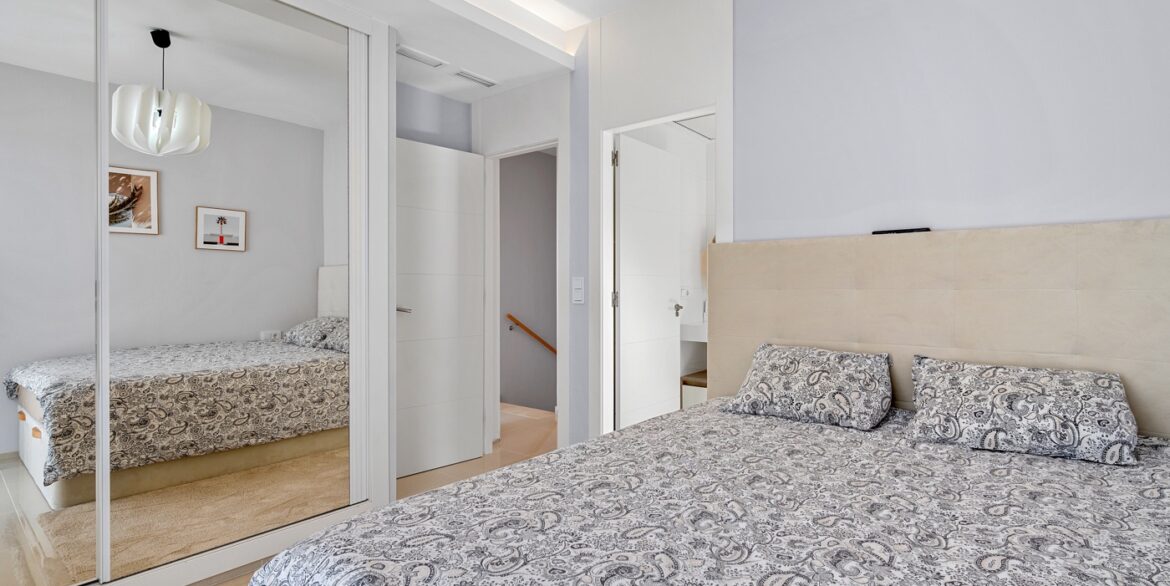 o_1j80l3seqpg4o0blk1pi4njo3c