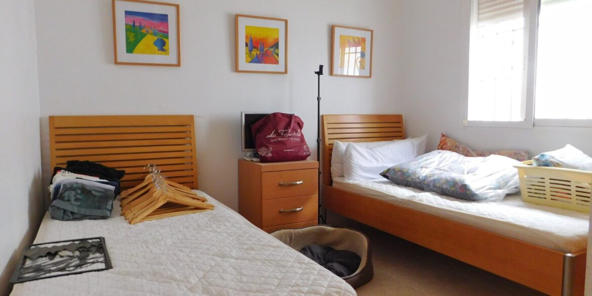 o_1j810i8rm1pic10smk7h15e2103k33