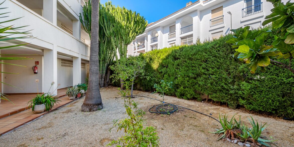 o_1j810j3lo1elt10ceo2c58en8a2p