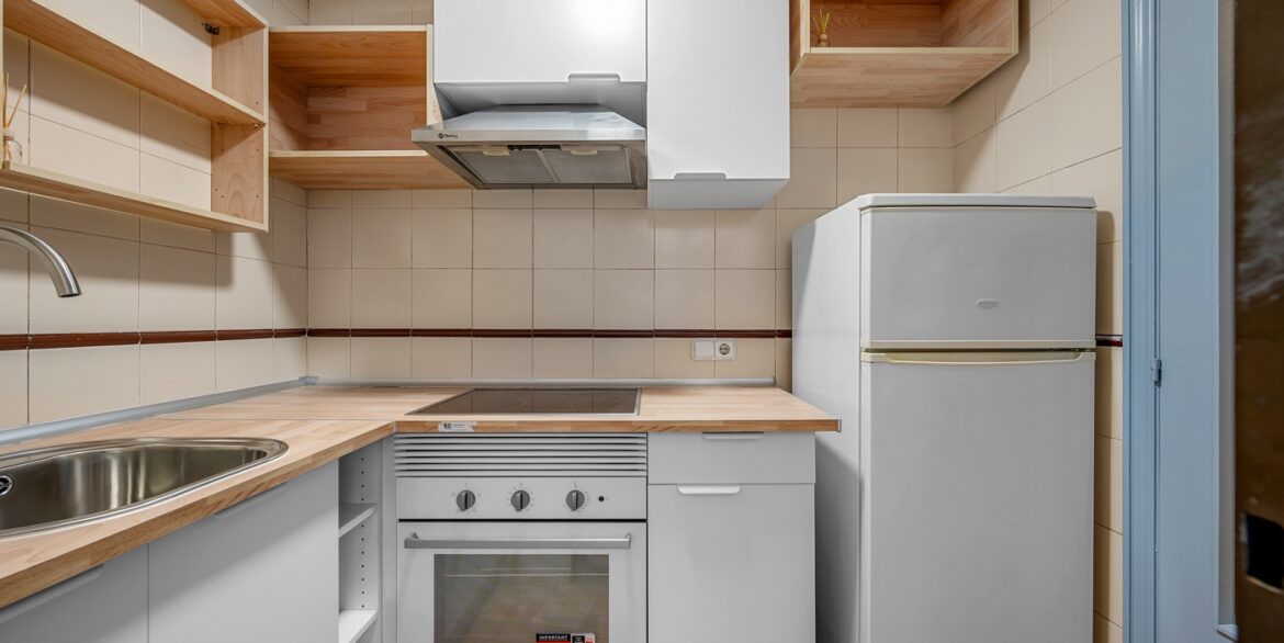 o_1j810j3lo1ud01m8o1a5kgg01okh2l