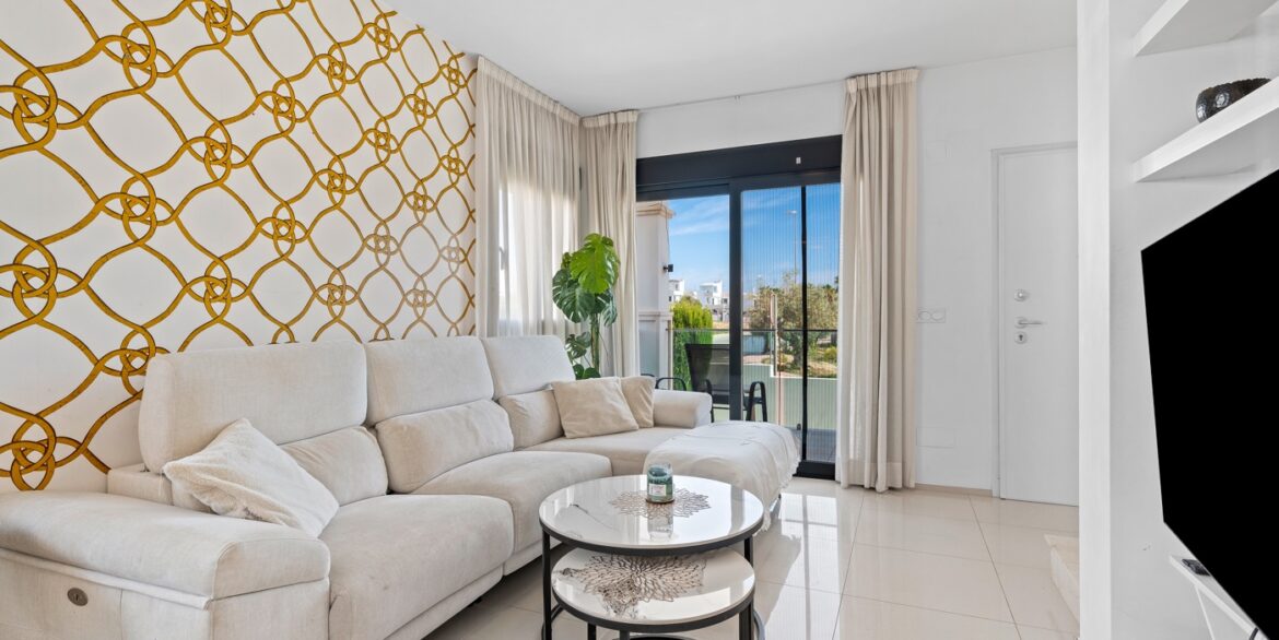 o_1j85ktkto127h8g91c081kh645d3b