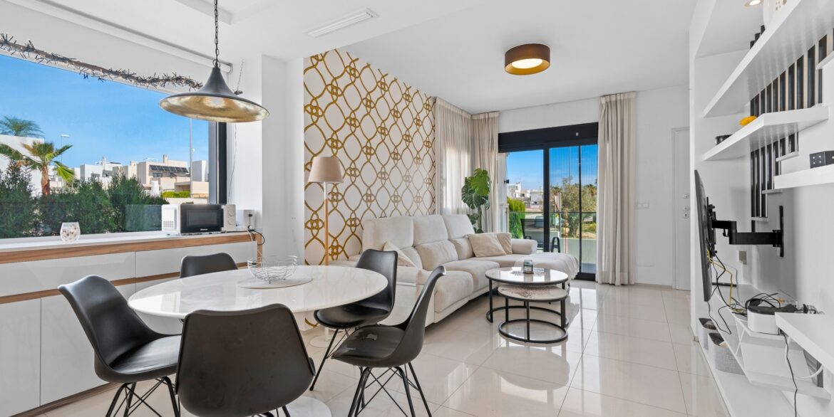 o_1j85ktkto1pg51pu1u10ed7gn239