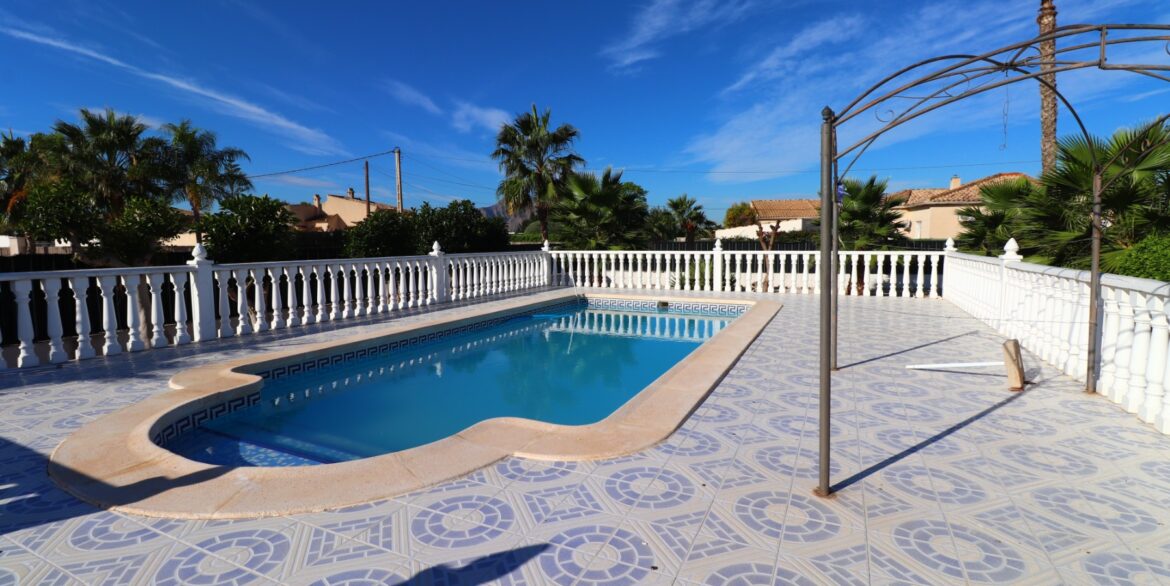 o_1j8d98s88d1kk8j1jhn1iedrr23