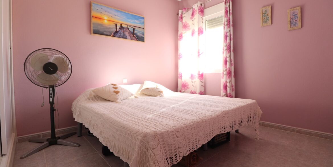 o_1j8d98s89g1iu3q1tv916qc3r32b