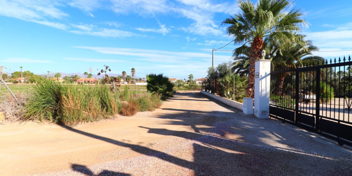 o_1j8d98s8a4o140aq8meu95h02s