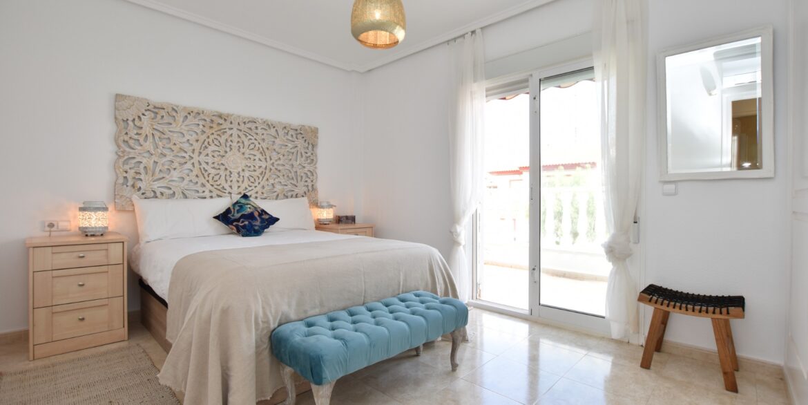 o_1j8lgovkl1imf7ld15tbek6fm54u