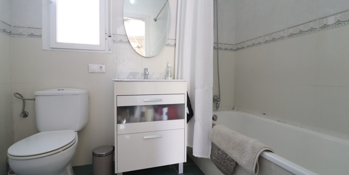 o_1j94sspgs1kgnrlp1dt1117sav2d