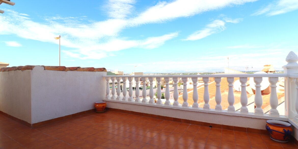 o_1j94sspgsfd8grh122a150710n62h