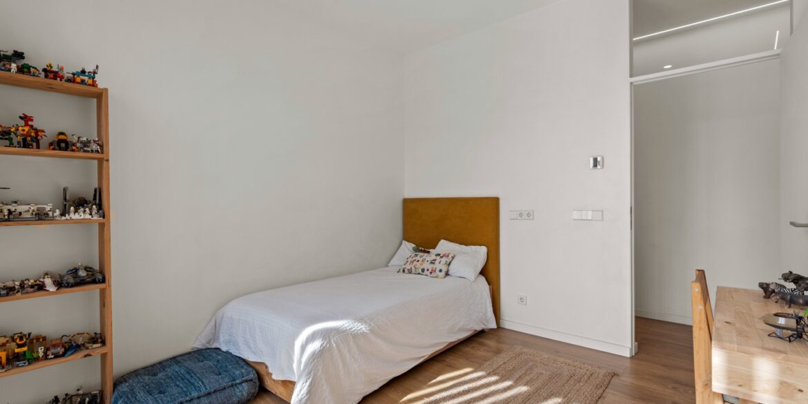 o_1j9500e9k5h111hj1udb1ffr1gr3r