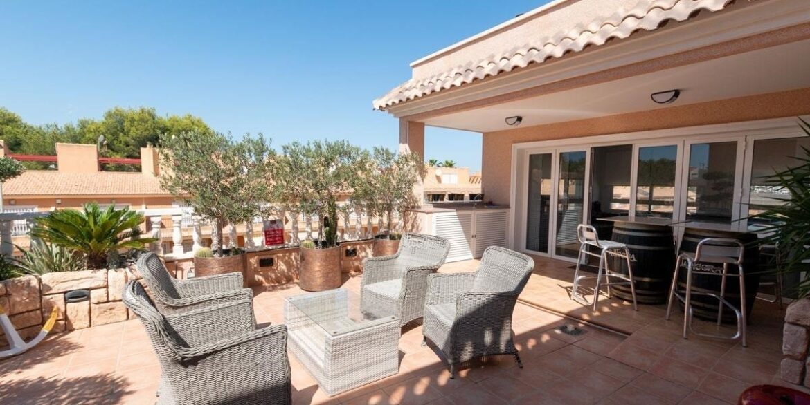 o_1j99uhdq5183c191i13okepq1u6i2i