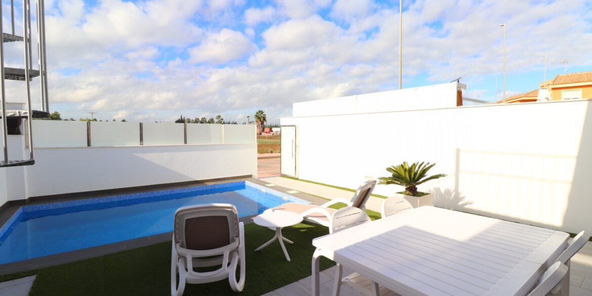 o_1j9f0u4japsq36d1ghv1nk2158n2c